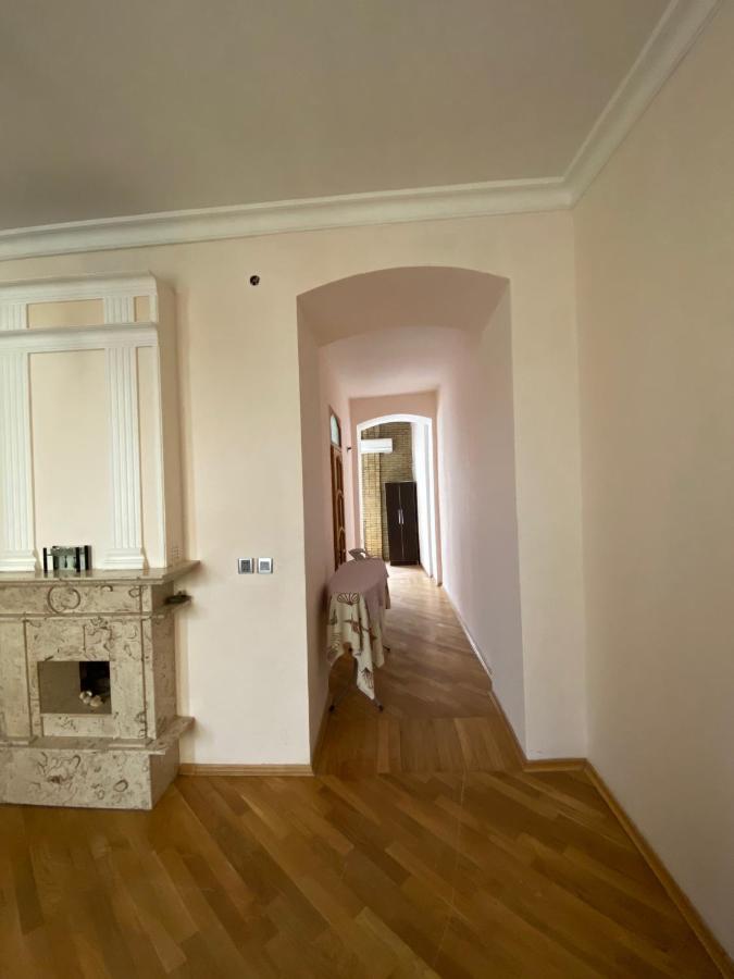 Cozy Old City Apartment Баку Экстерьер фото